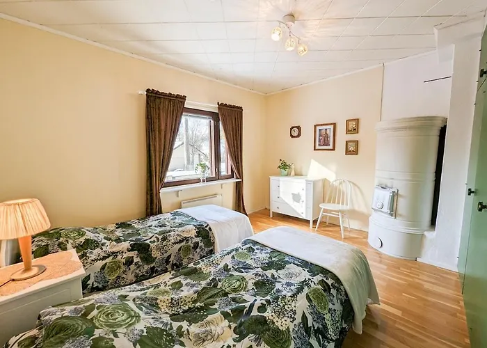 A Little * 拉赫蒂